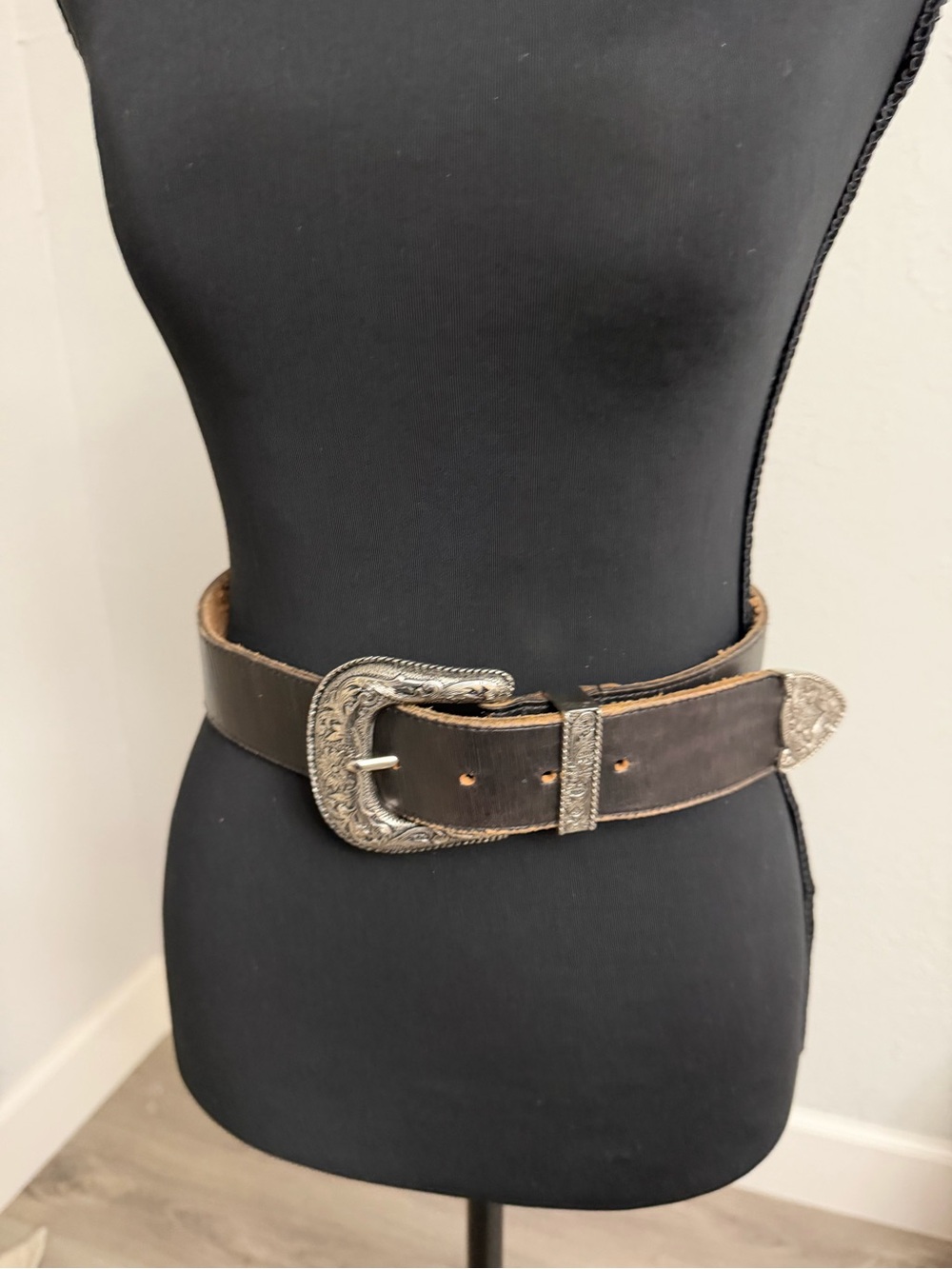 Vintage Western-Style Brown Leather Belt with Ornate Silver Buckle